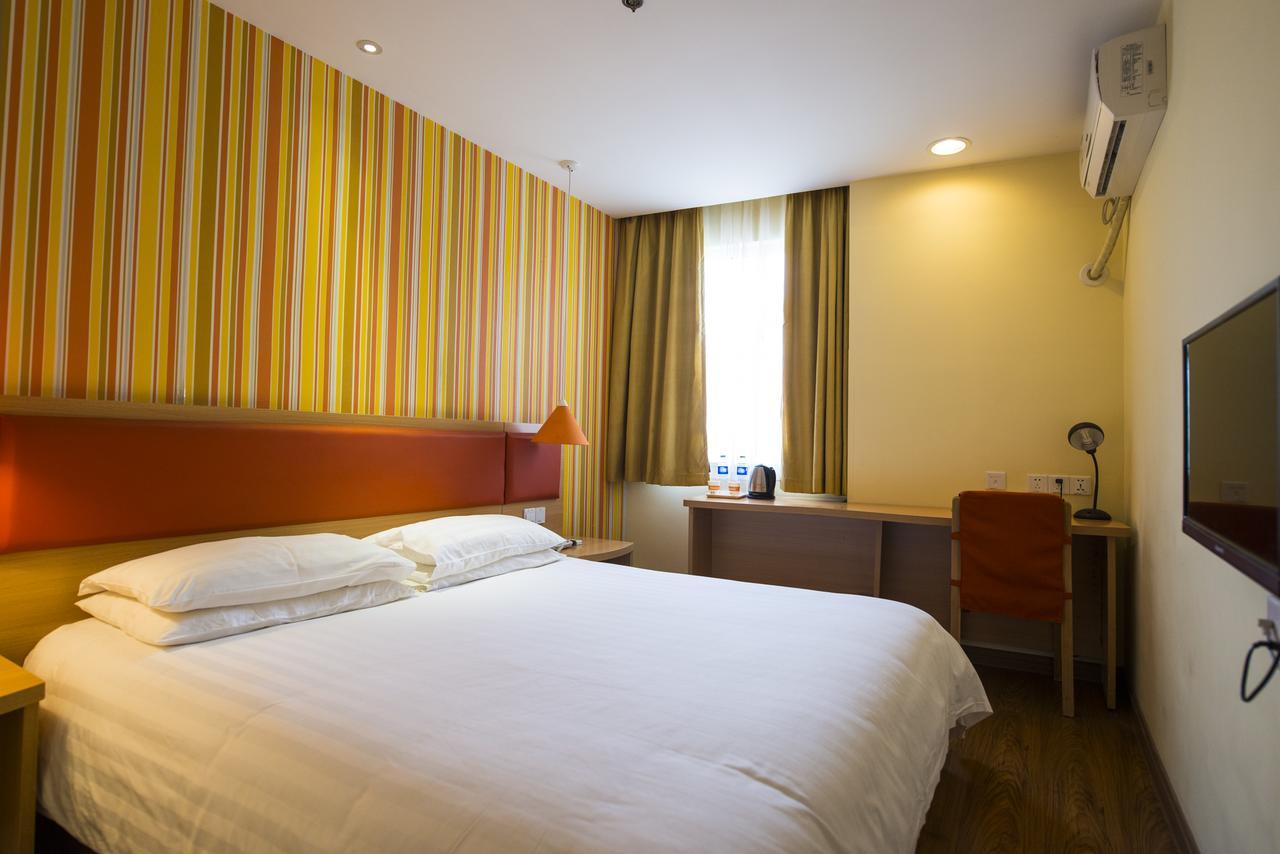Home Inn Tianjin Weijin Road Tianjin University מראה חיצוני תמונה