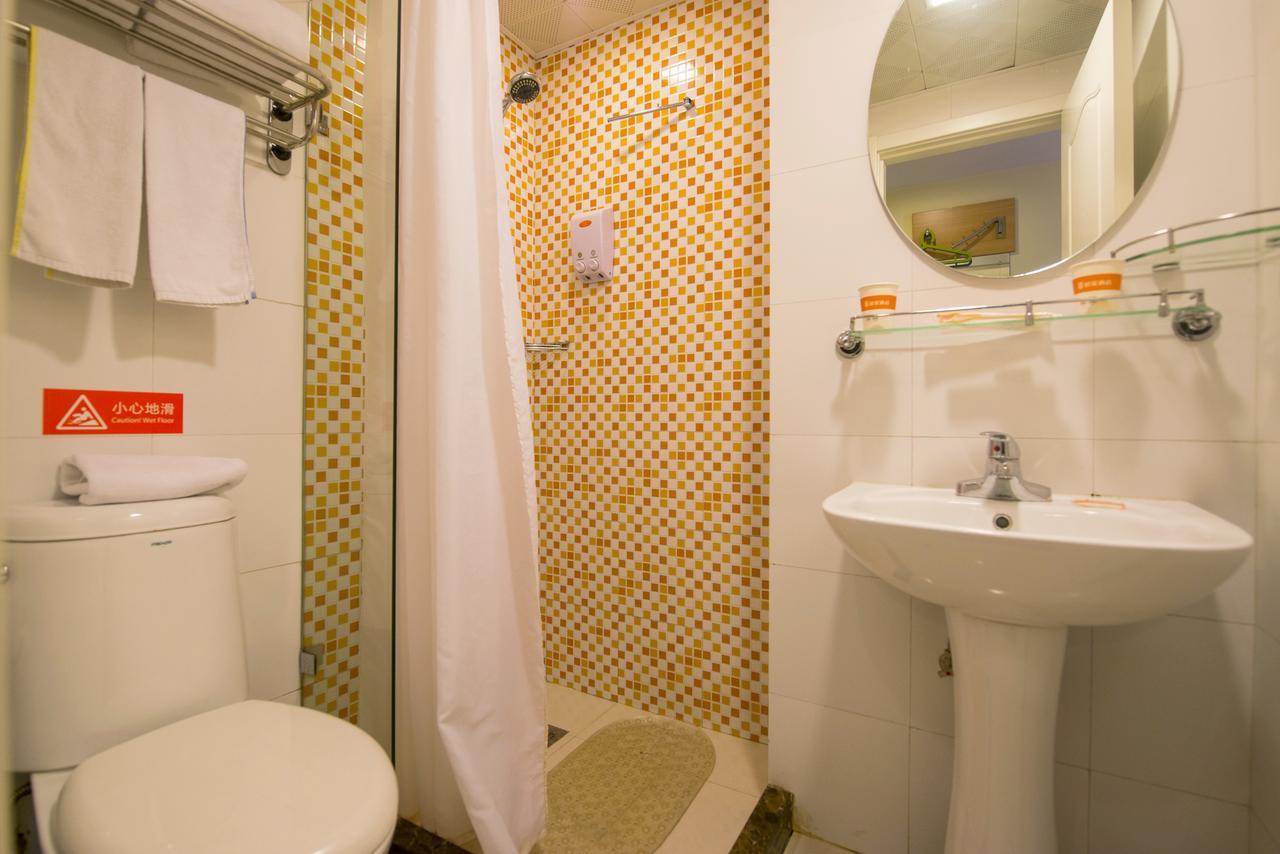 Home Inn Tianjin Weijin Road Tianjin University מראה חיצוני תמונה
